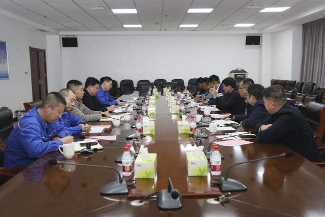 新疆建設(shè)兵團(tuán)第十三師新星市黨委副書記、師長劉文勝一行到萬基控股集團(tuán)調(diào)研